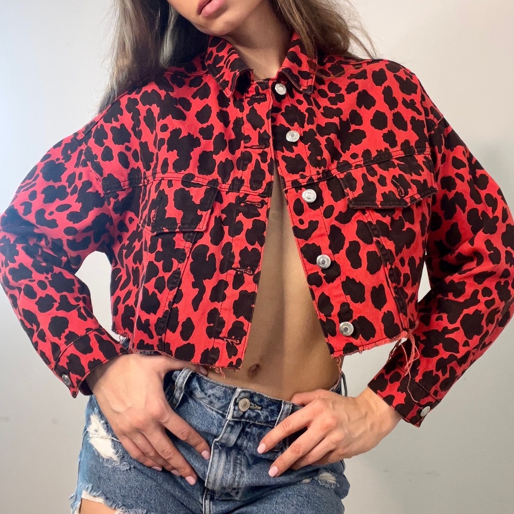 Topshop Red and Black Leopard Cropped Jean Jacket Size 2